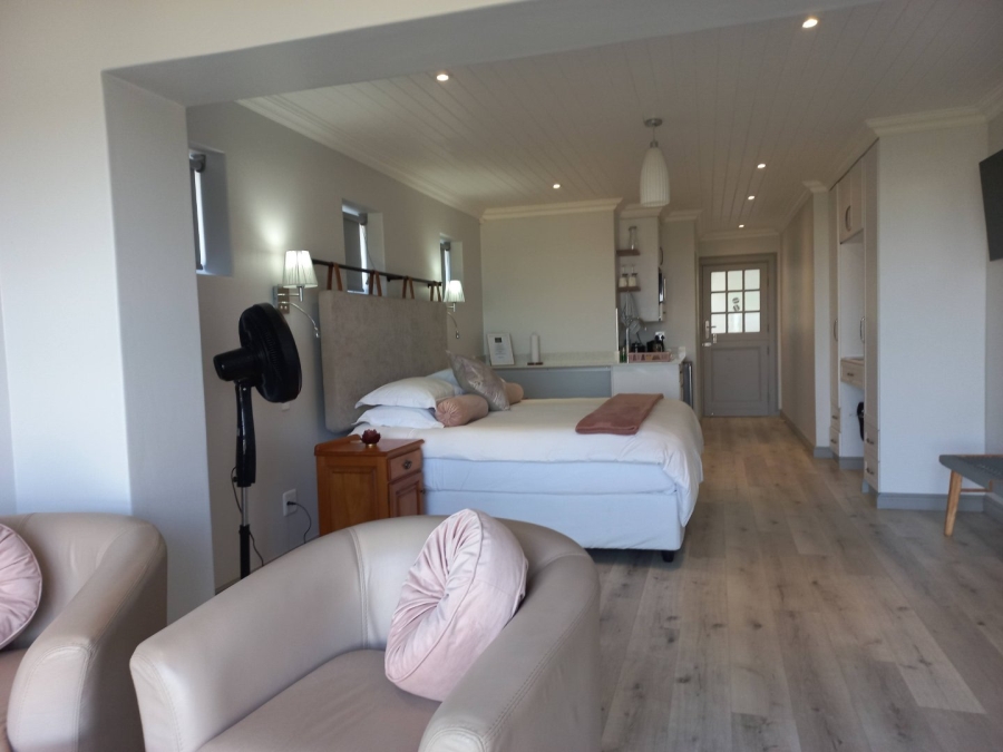 12 Bedroom Property for Sale in Wilderness Central Western Cape